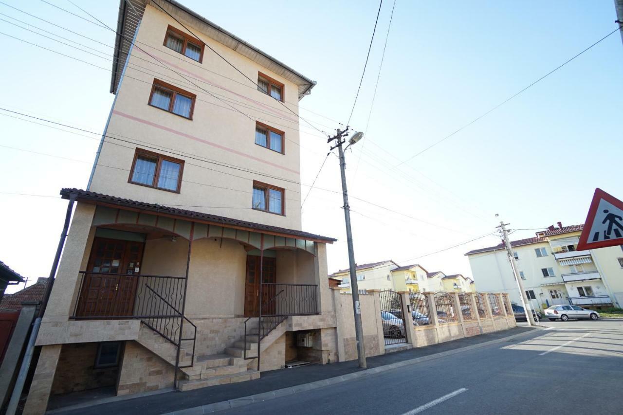 Pensiunea Flamingo Sibiu Exterior photo