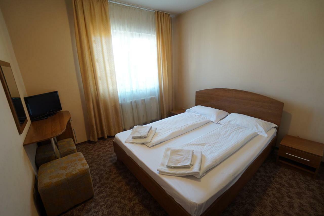 Pensiunea Flamingo Sibiu Exterior photo